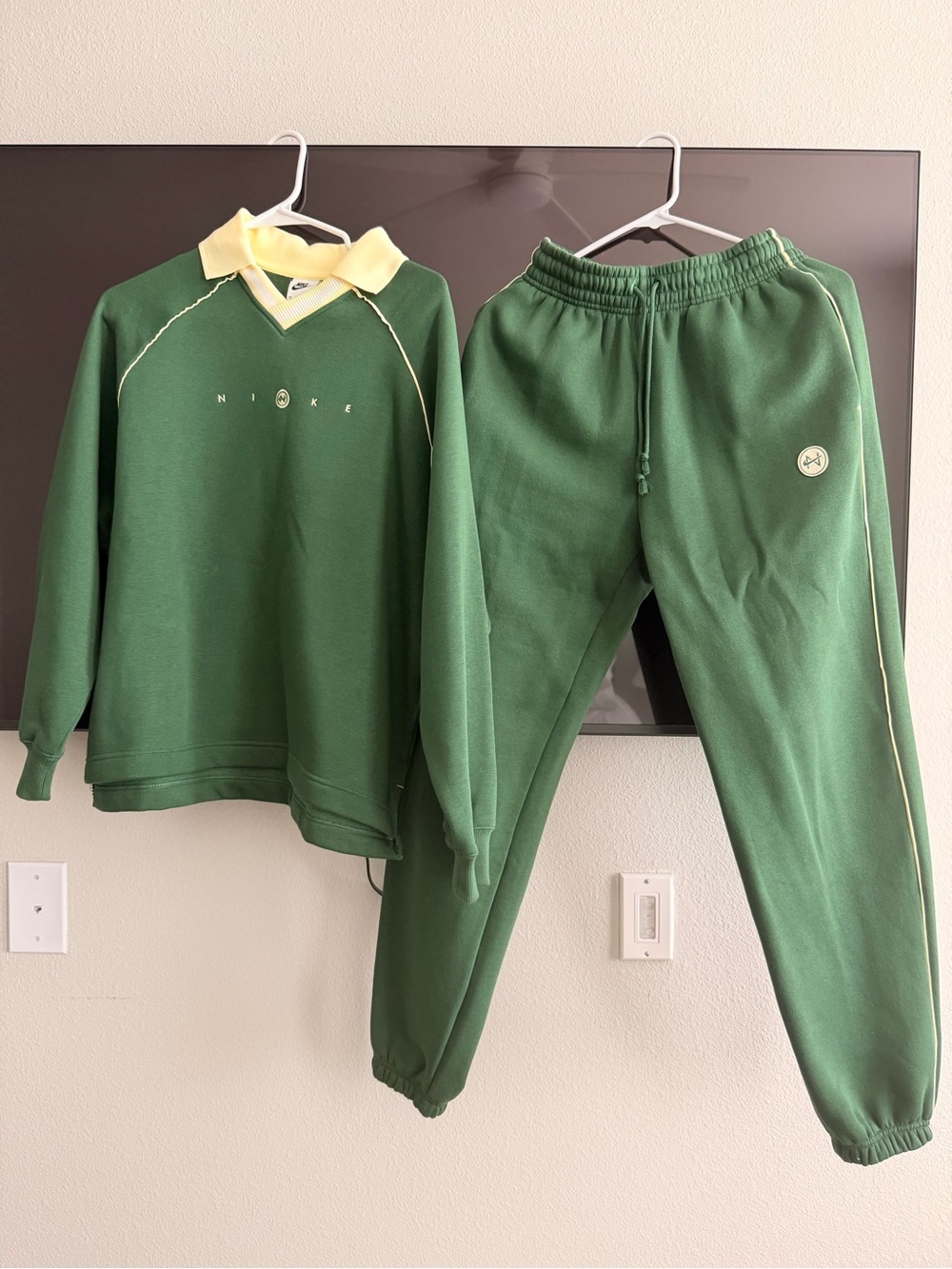 Nike Green and Yellow Sweatshirt & Jogger Set